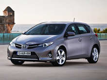 Чехлы на Toyota Auris 2012–2018 г.в.