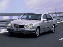 Чехлы на Mercedes-Benz W210 1995–2001 г.в.