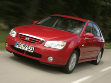 Чехлы на Kia Cerato седан 2004–2009 г.в.
