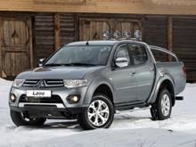 Чехлы на Mitsubishi L-200 2013–2016 г.в.