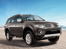 Чехлы на Mitsubishi Pajero Sport II 2008–2013 г.в.