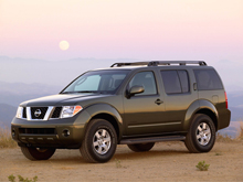 Чехлы на Nissan Pathfinder 2005–2014 г.в.