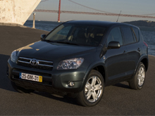 Чехлы на Toyota RAV-4 2006–2013 г.в.